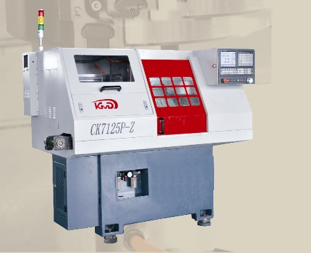 自(zi)動上下(xia)料斜導(dao)軌高精(jing)密數控(kong)車床