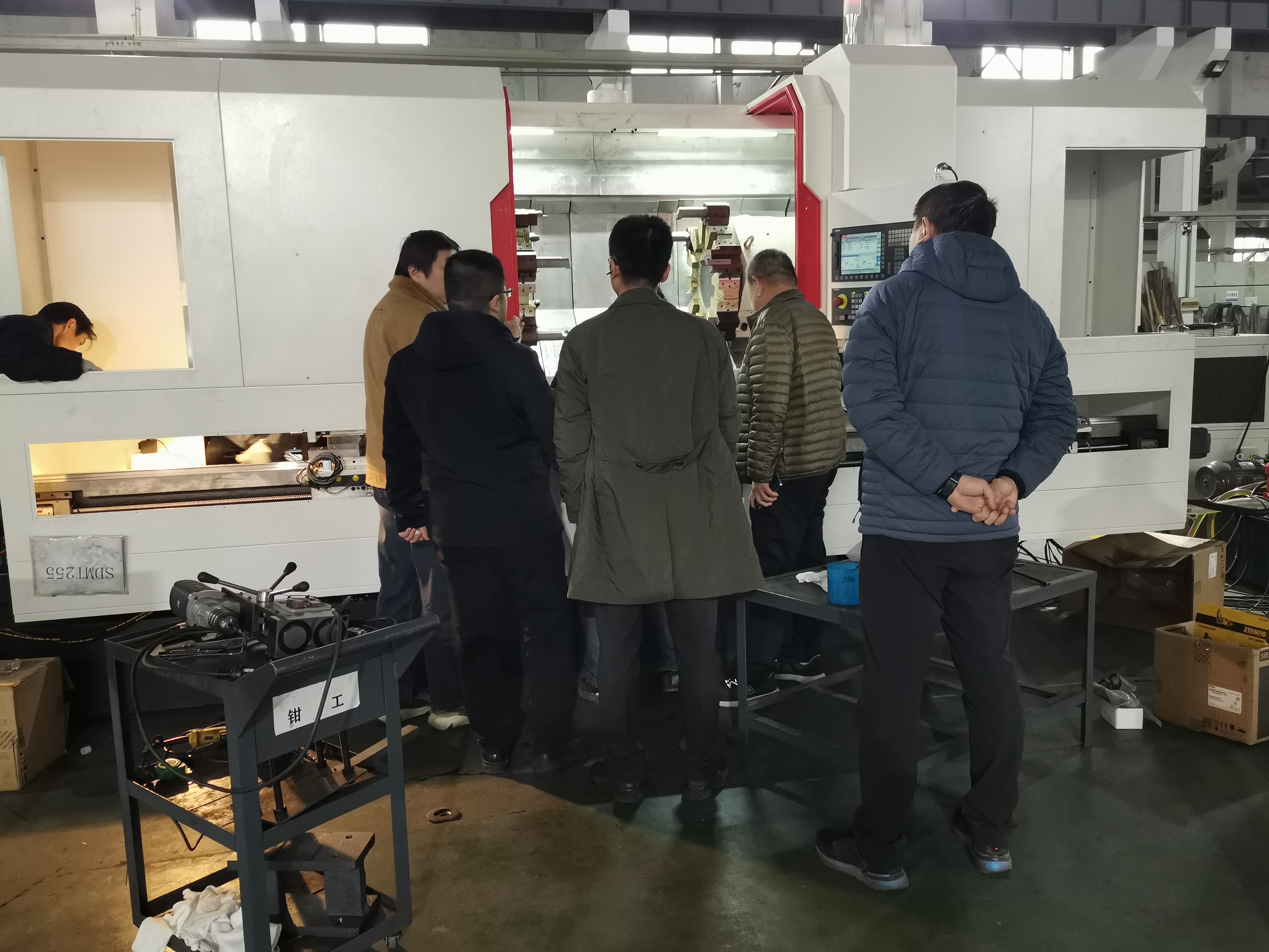 南京肯(ken)邁得機(ji)床攜多(duo)款産品(pin)亮相CCMT2018